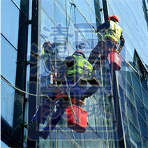 確保安全與效益，打造專業(yè)高空清洗團(tuán)隊(duì)